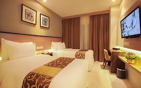 Montana Premier Senggigi
